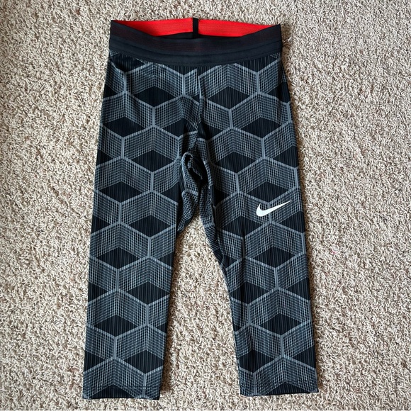 NEW Nike Pro Elite Team Kenya Track & Field 3/4 Tights Leggings Capris Rare - Picture 1 of 5